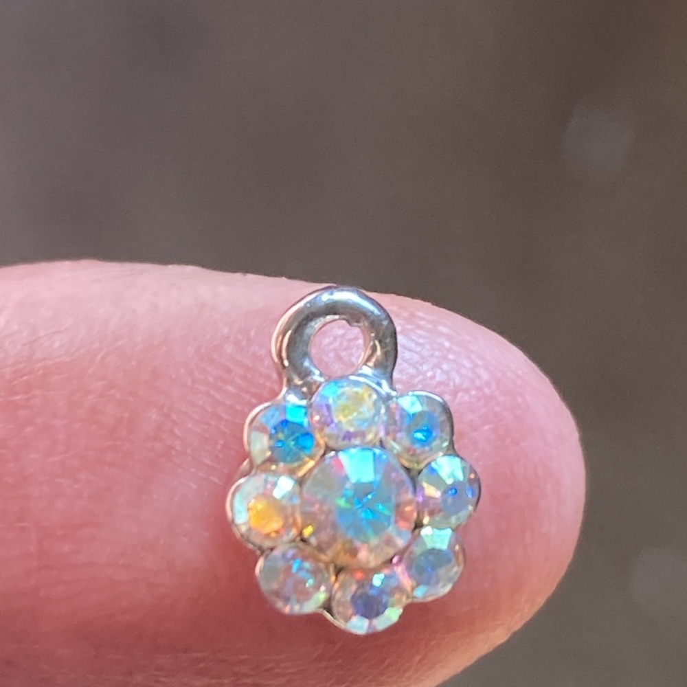 Small Faceted Crystal charm Silver Pendant - Picture 3 of 3